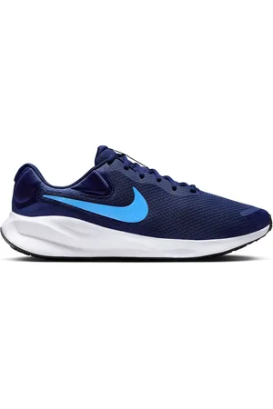 Nike Extra Wide Revolution 7 Road Running Trainers