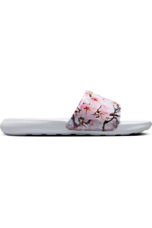 Nike Victori One Slides