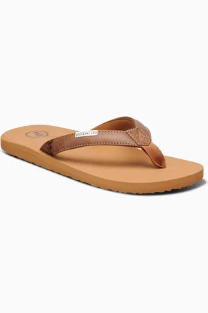 FoamLife Womens Seales SC Flip Flops