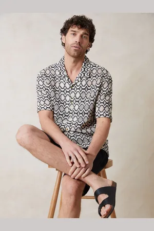 Threadbare Crochet Patterned Textured Short Sleeve Shirtsmall