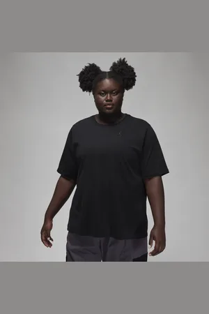 Jordan Essentials-kæreste-T-shirt til kvinder (plus size)