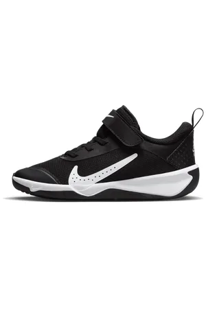 Nike Omni Multi-Court-sko til mindre børn