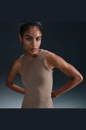 Nike Kort One Fitted Dri-FIT-tanktop til kvinder