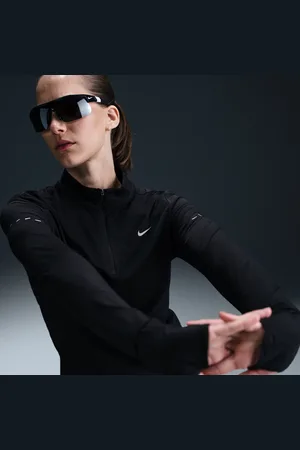Nike Swift UV-løbetop med Dri-FIT og 1/4 lynlås til kvinder