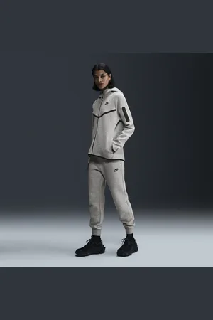 Nike Sportswear Tech Fleece-joggers med mellemhøj talje til kvinder