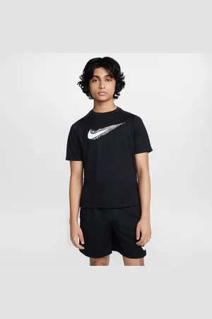 Nike Kortærmet Multi Dri-FIT-overdel til større børn (drenge)