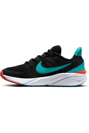 Nike Star Runner 4-løbesko til vej til større børn