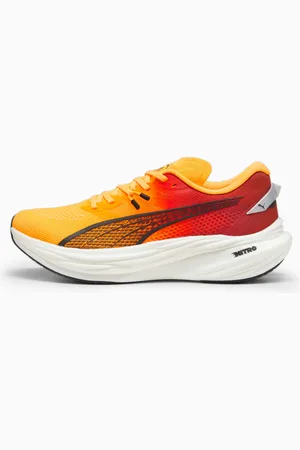PUMA Deviate Nitroâ¢ 3 Running Shoes Men, Sun Stream/Sunset Glow/White, size 39, Shoes