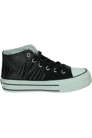B&W Sneakers