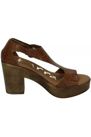 Karralli Sandaler