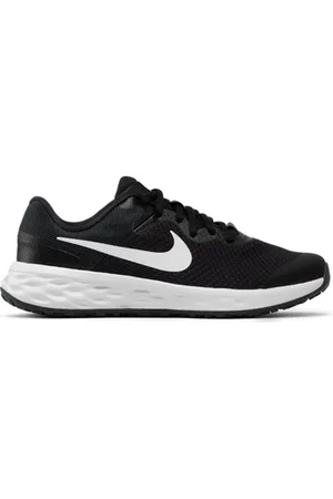 Nike Sko Multisport REVOLUTION 6 NN GS