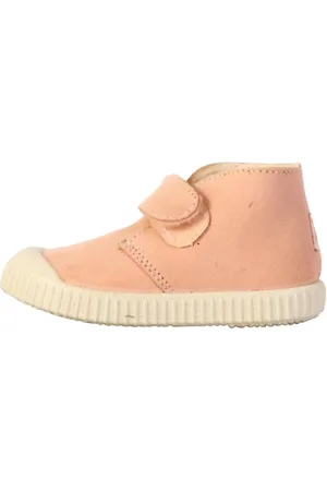 victoria Sneakers 240408