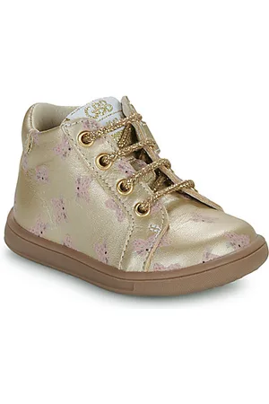 GBB Sneakers FAMIA