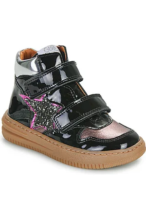 GBB Sneakers YARA