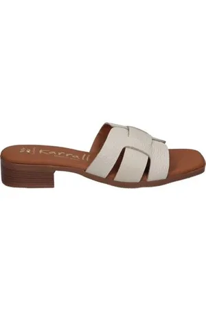Karralli Sandaler 5600