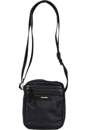 Calvin Klein Skuldertasker CK ESSENTIAL REPORTER XS K50K512772
