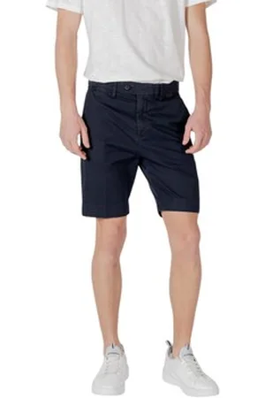 Antony Morato Shorts MARK SLIM FIT WITH LOGOED RUBBER FLAG MMSH00202-FA800197