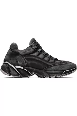 Maison Margiela Mænd Sneakers - Black Distressed Sneakers