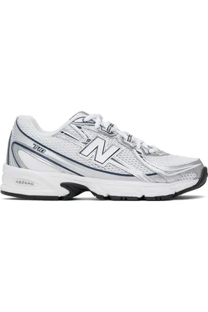 New Balance Silver & White 740 Sneakers
