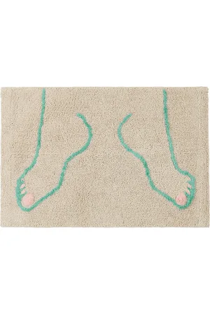 Cold Picnic Gray Footsie Bath Mat