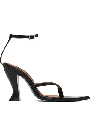 pushBUTTON Pointy Heels