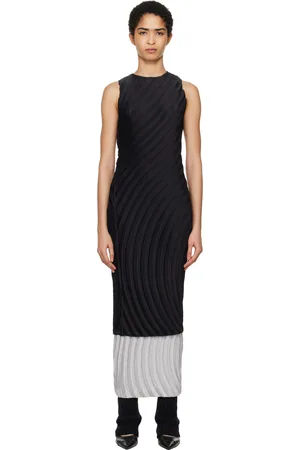 Issey Miyake Black Nuance Pleats Solid Midi Dress