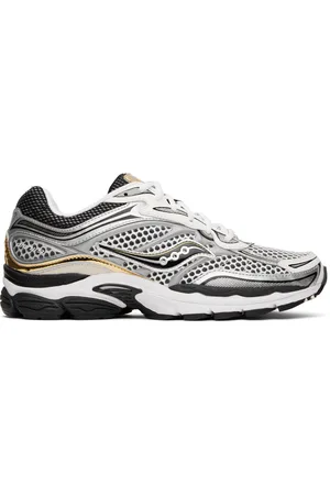 Saucony Silver OG ProGrid Omni 9 Sneakers
