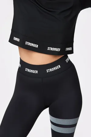 Stronger Epic Cropped T-shirt
