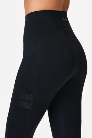 Stronger Sleek Pocket Leggings