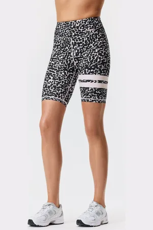 Stronger Explore Bike Shorts ​