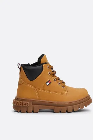 Tommy Hilfiger Chunky Cleat Lace-Up Ankle Boots