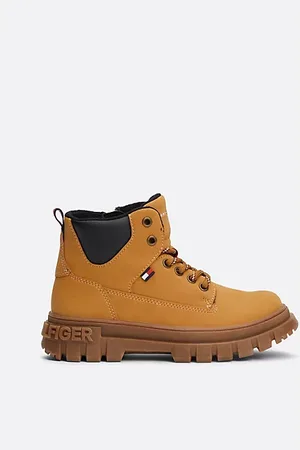 Tommy Hilfiger Chunky Cleat Lace-Up Ankle Boots
