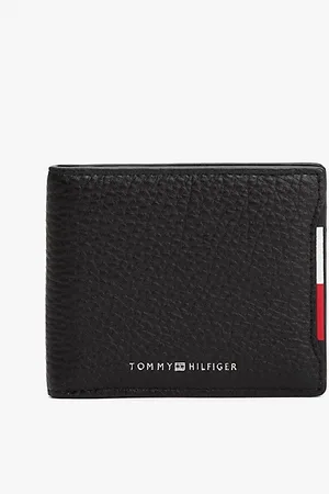 Tommy Hilfiger Pebble Grain Leather Bifold Wallet