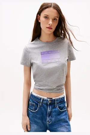 Tommy Hilfiger Gradient Logo Crew Neck T-Shirt