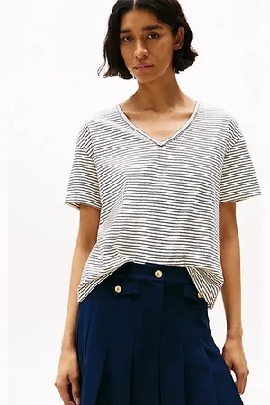 Tommy Hilfiger Relaxed Linen Blend V-Neck T-Shirt