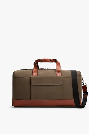Tommy Hilfiger Casual Metal Logo Duffel Bag