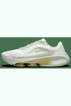 Nike Versair