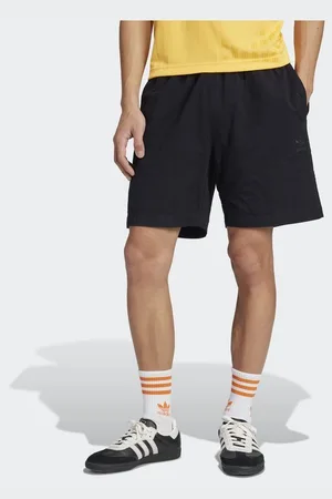 adidas Original Essentials Seersucker shorts