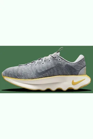 Nike Motiva
