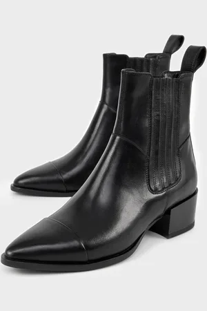 Vagabond 35