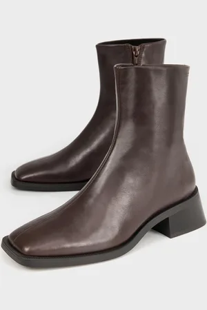 Vagabond 35